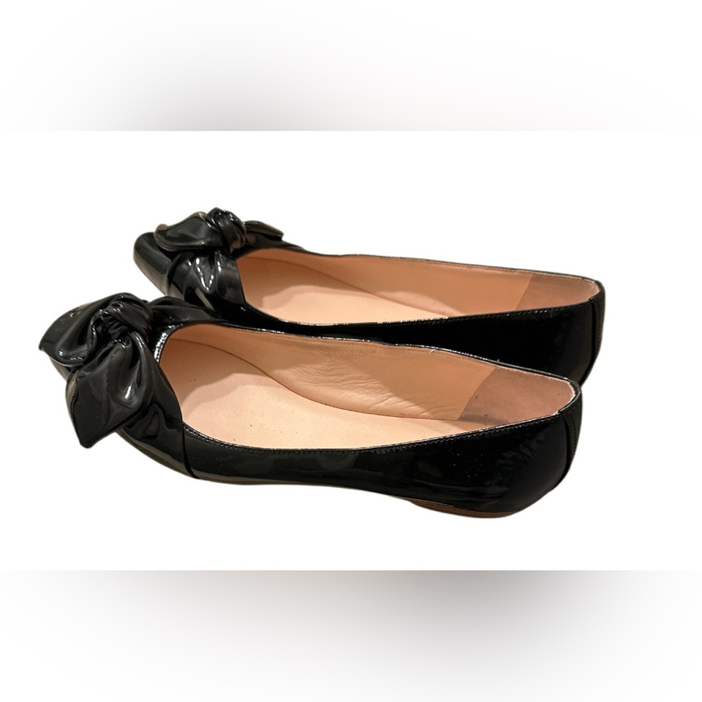 KATE SPADE Black Patent Leather ~ Size 8 ~ Women’s Slip On Flat Shoes With Bow - Picture 2 of 14